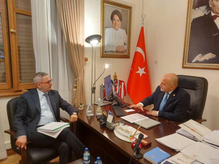 Erhan Usta: AYM Sansür Yasasını İptal Edecektir