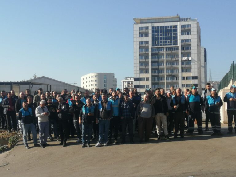 Pendik Belediyesi’nde temizlik işçileri iş bıraktı