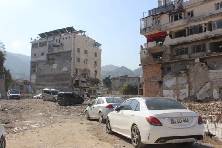 Bir Şehir, Bir Deprem, Bir Festival ve Bir Gazeteci