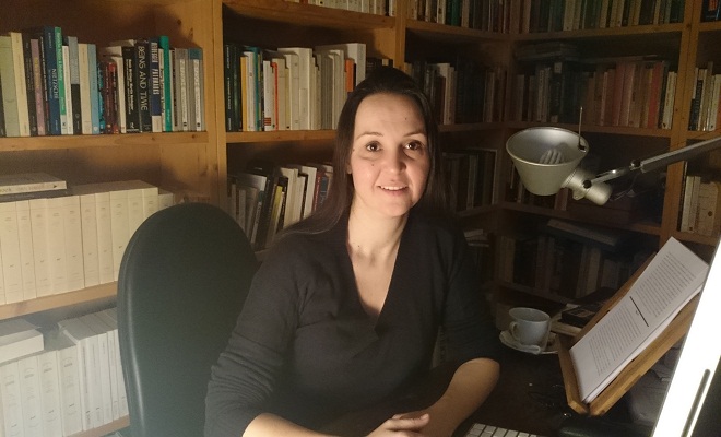 Çekin duvarı, insan gibi yaşayın