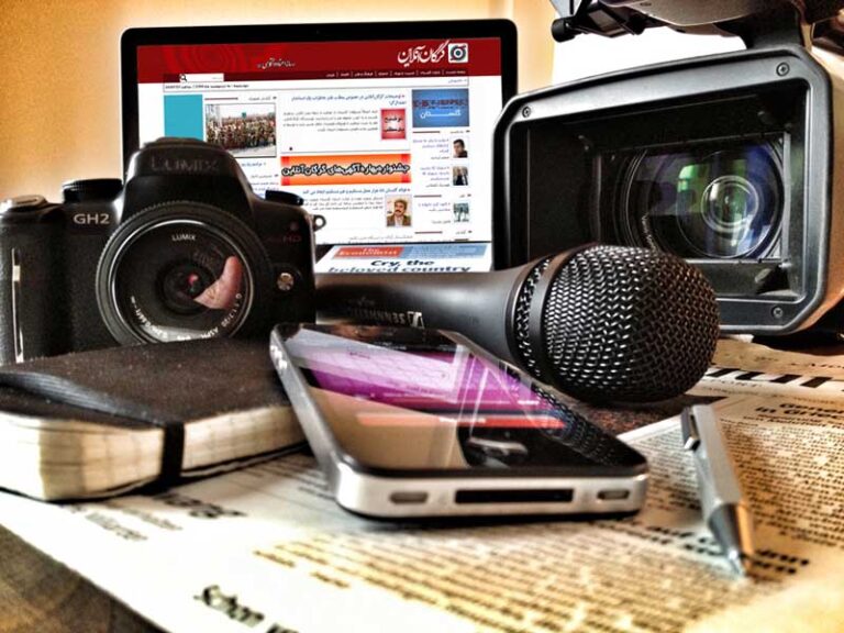 ”Geleceğin Gazeteciliği İlanla Finanse Edilmeyecek”