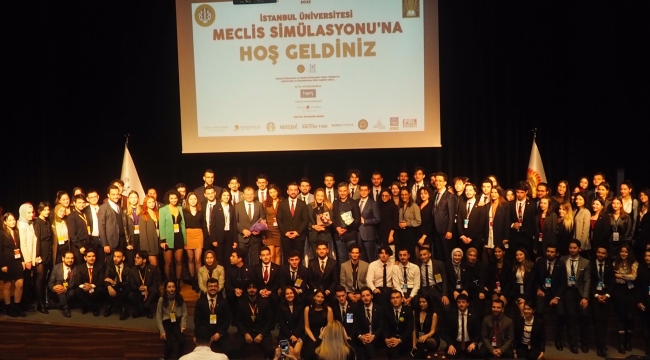 Hukuk Fakültesinden “Meclis Simülasyonu Etkinliği”
