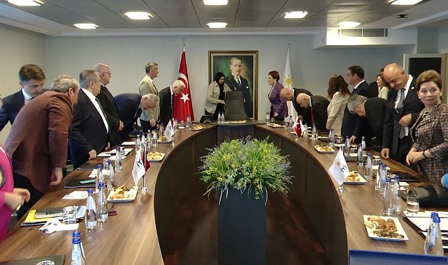 İyi Parti’de yeni Başkanlık Divanı: 21 isimden 13’ü gitti, akrabasını da gönderdi!